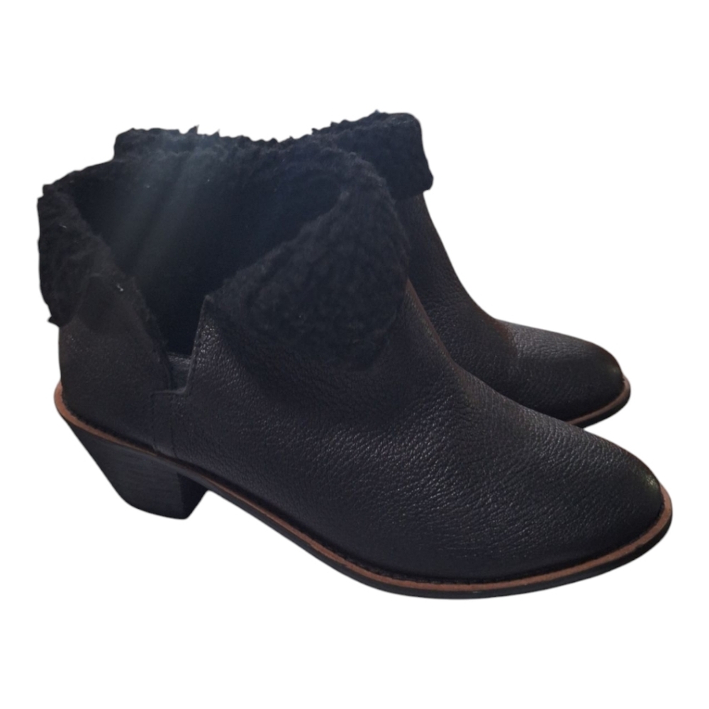 Kelsi Dagger Brooklyn Kayak Black Geunine Leather Bootie Faux Shearling Cuff 8